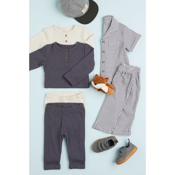 NWT H&M 2-pack Leggings Size 18M Color Light beige/dark gray - Picture 2 of 6